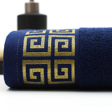 Load image into Gallery viewer, Luxury Premium Bath Towel Golden Thread